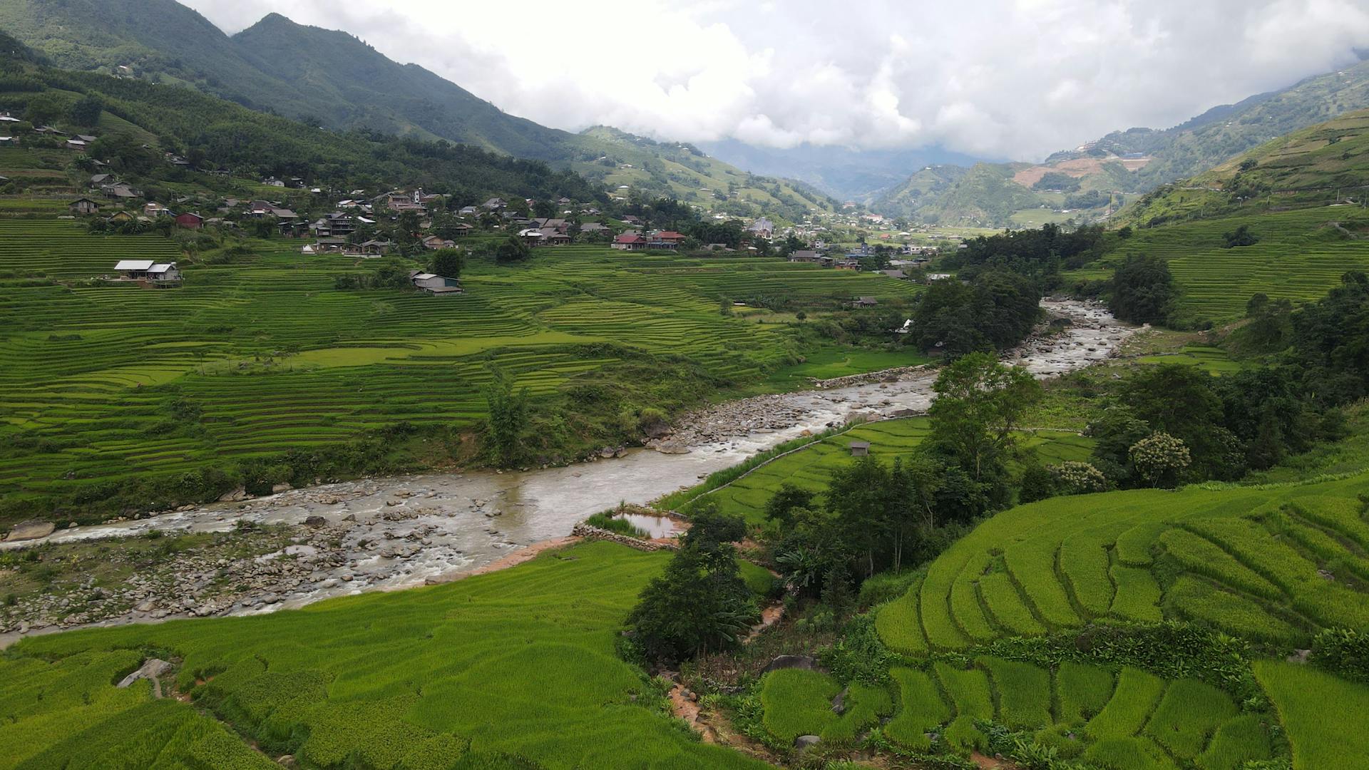 Seize the cultural essence of Lao Chai’s artistry